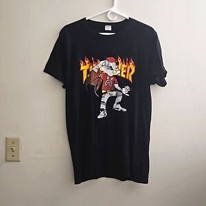 Large Gildan Thrasher‎ TSHIRT